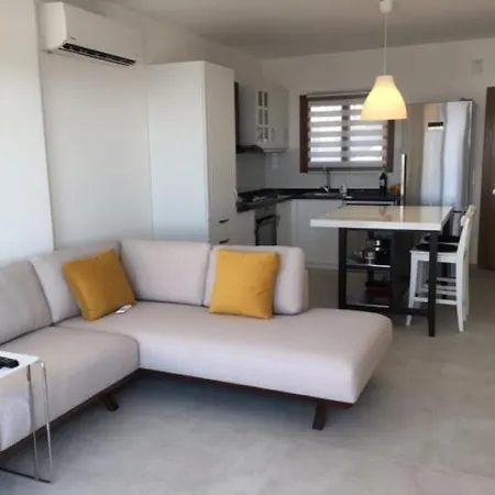 Sleeps 4 With Pool And Air Con * Ortakent
